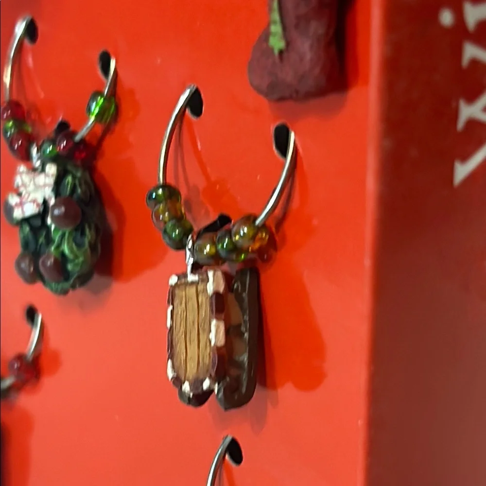 Boston Warehouse Christmas Wine Markers Set 2008 Holiday Table Party Accessory